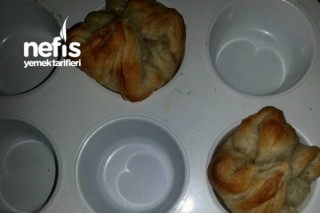 Muffin Kalıbında Milföy Hamurundan Börek Tarifi