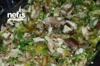 Maydanozlu Közlenmiş Patlıcan Ve Biber Salatası Tarifi