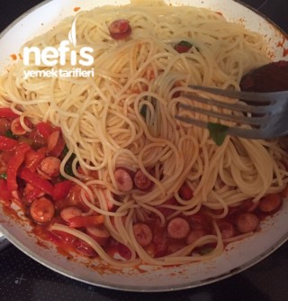 Sosisli Spaghetti