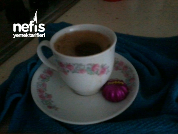 Çikolatalı Köpüklü Türk Kahvesi