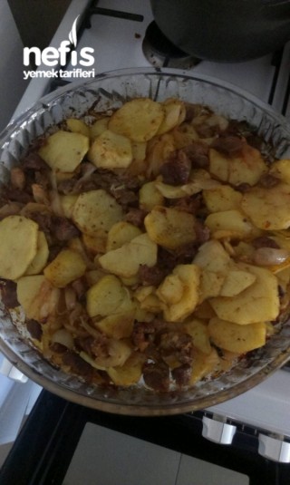 Fırında Etli Soğanlı Patates