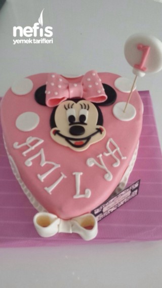 Minnie Mouse Yaş Pasta (Şeker Hamuru)