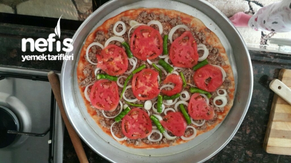 Kıymalı Pizza Tarifi Nefis Yemek Tarifleri 1096692