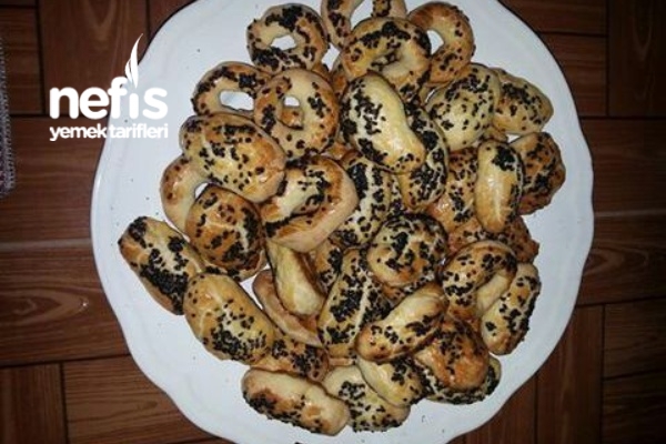 Kolay Tuzlu Kurabiye Nefis Yemek Tarifleri 1113201