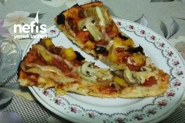 Sebzeli Pizza Tarifi Nefis Yemek Tarifleri 1120378