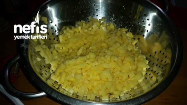 Harika Yumurtalı Küp Patatesler