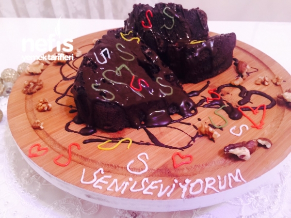 Bitterli Cevizli Islak Kek Nefis Yemek Tarifleri