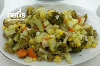 Buharda Pişirilmiş Brokoli Salatası (diyete uygun) Tarifi