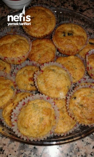 Tuzlu Muffin (peynirli,zeytinli)