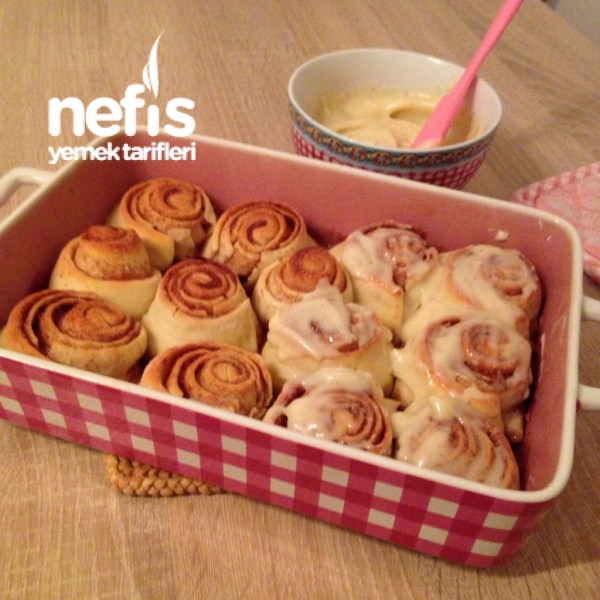 Tarçınlı Çörekler (Cinnamon Rolls)