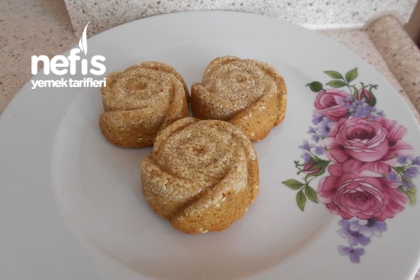 Tarçınlı Zencefilli Susamlı Gül Kurabiye Nefis Yemek Tarifleri