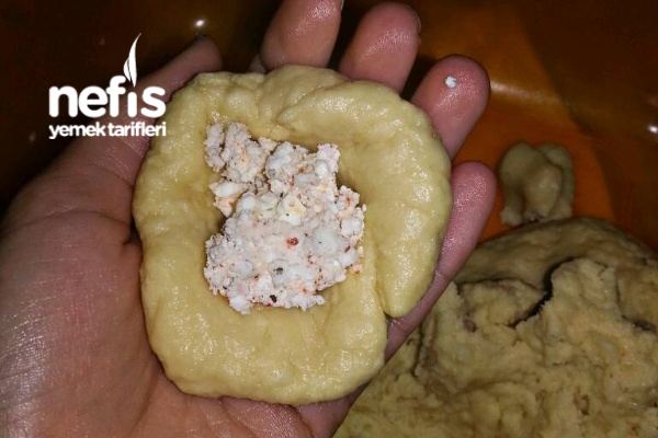 Kıyır Kıyır Margarinli Poğaça Nefis Yemek Tarifleri
