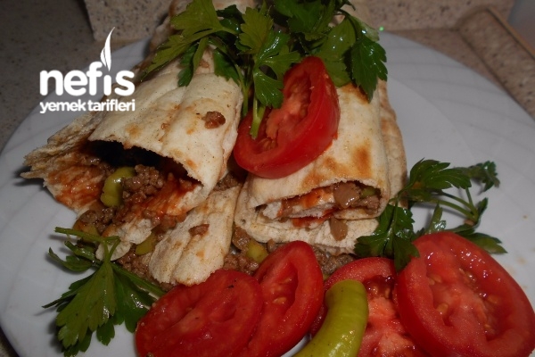 Ev Usulü Kıymalı Dürüm Nefis Yemek Tarifleri
