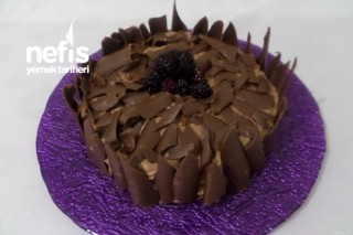 Devil’s Food Cake (Çikolatalı Pasta) Tarifi