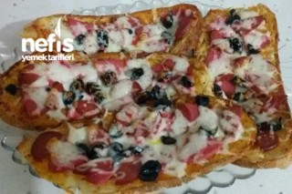 Ev Ekmeği İle Pizza Tarifi