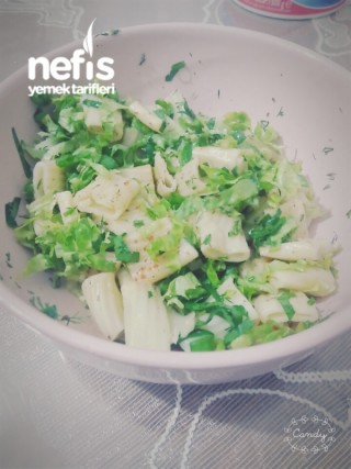 Yeşilli Makarna Salatası