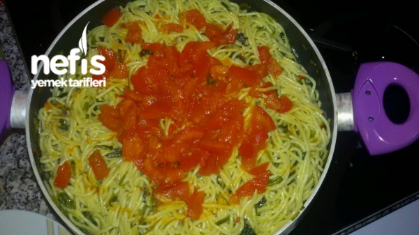 Ispanaklı Spagetti