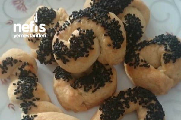 Sıvı Yağlı Çıtır Tuzlu Kurabiye Tarifi Nefis Yemek Tarifleri