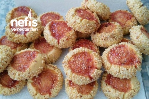 Susamlı Reçelli Nefis Kurabiye Nefis Yemek Tarifleri