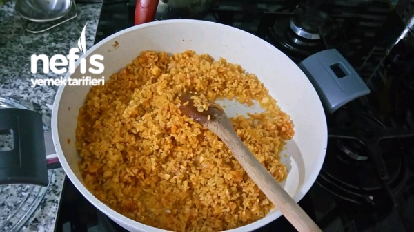 Garnitürlü Bulgur Pilavı