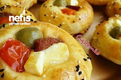 Mini Pizza cigdem_le Nefis Yemek Tarifleri