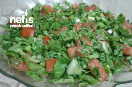 Taze Sarımsak Salatası Tarifi
