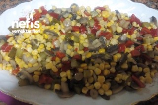Nefis Mantar Salatası Tarifi
