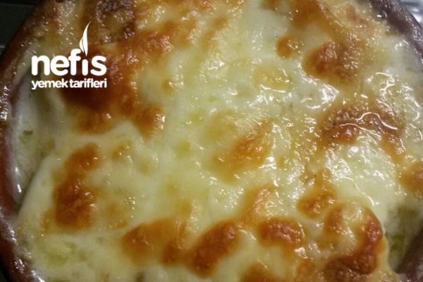 Tek Kişilik Güveçte Beşamel Soslu Patates Nefis Yemek Tarifleri