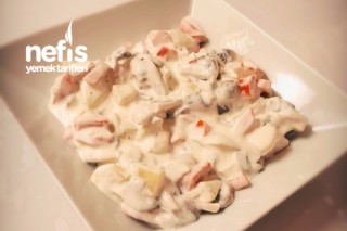 Yoğurtlu Mantar Salatası Tarifi
