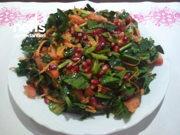 Narlı Ispanak Salatası