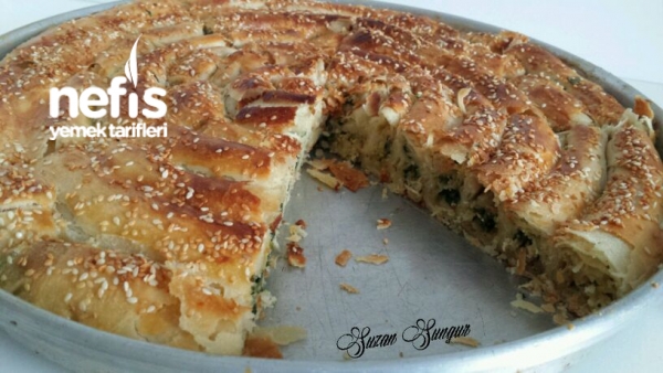 El Açması Ispanaklı Börek