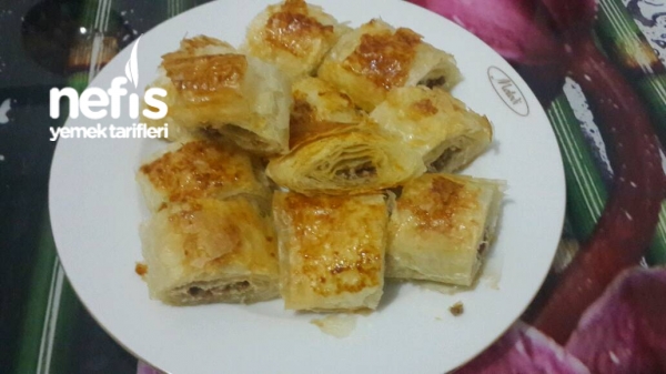 Baklava Yufkasıyla Kolay Kol Böreği Nefis Yemek Tarifleri