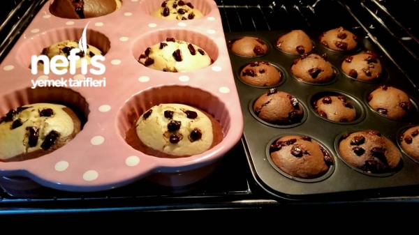İki Renkli Muffinler (resimli)