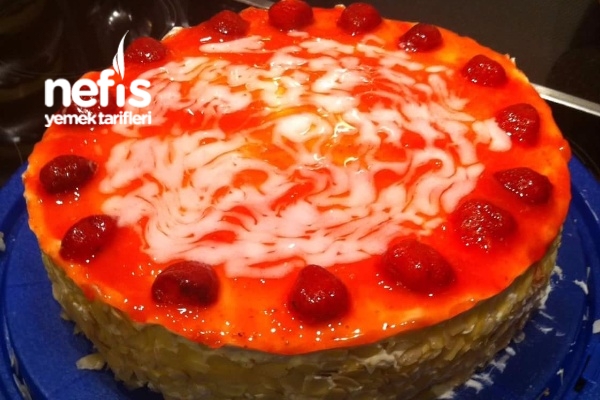 Çilekli Pasta Nefis Yemek Tarifleri 1562115