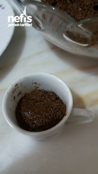 Kahve Yanına İkramlık (Çikolatalı Kirpi Tarifi)