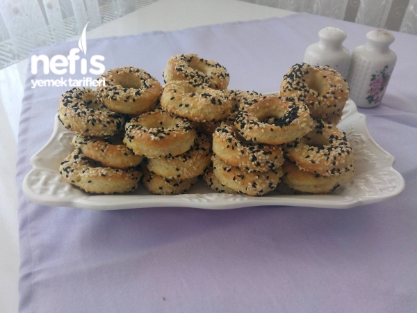Tuzlu Simit Kurabiye Nefis Yemek Tarifleri 1586658