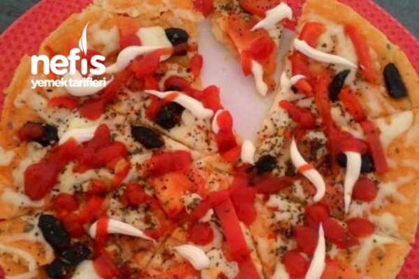 Mayasız Kabartma Tozlu Pizza Nefis Yemek Tarifleri