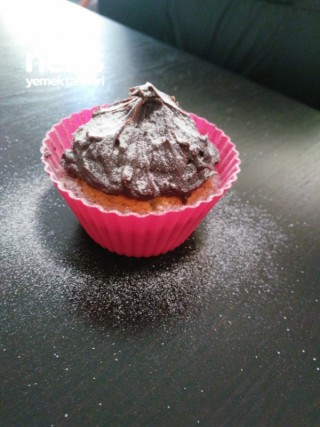 Sürpriz Çikolatalı Muffin