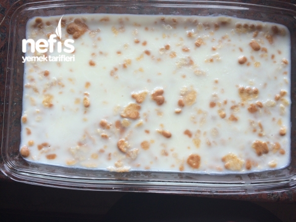 Pudingli Muhallebili Çakma Pasta Nefis Yemek Tarifleri
