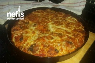Melisanın Enfes Pizzası Tarifi