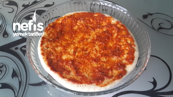 Tonbalıklı Pizza Tarifi
