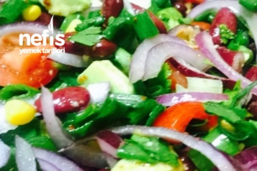 Avakodolu Meksika Fasulyesi Salatası Tarifi