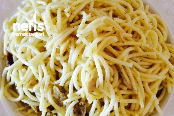 Curryli Tavuklu Spaghetti