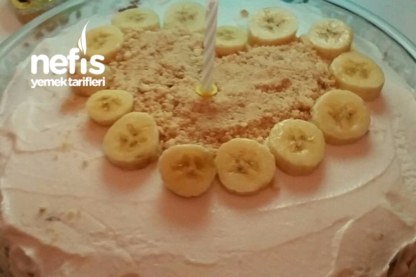 Hazır Pandispanya İle Vanilyalı Pasta Nefis Yemek Tarifleri