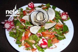 Süslü Roka Salatası Tarifi