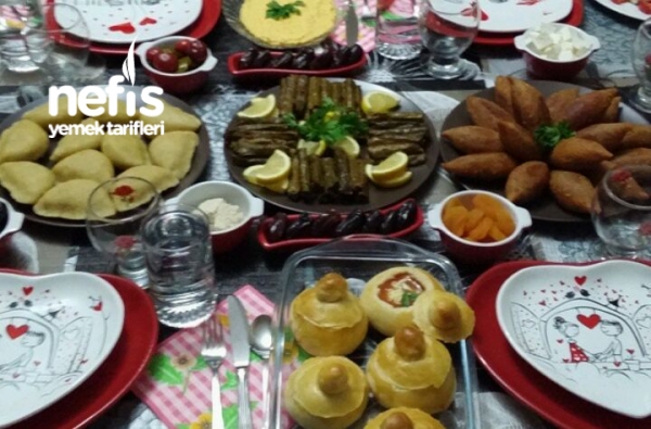 İçli Köfte (Haşlamalı) Tarifi Nefis Yemek Tarifleri