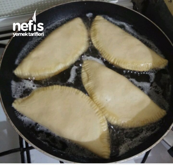 Çiğ Börek Tarifi Ebrunun lezzetli mutfağı Nefis Yemek Tarifleri