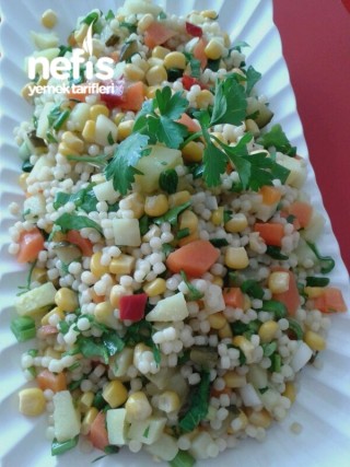 Nefis Kuskus Salatası