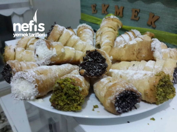 Muhallebili Külah Kurabiye Nefis Yemek Tarifleri 1807439