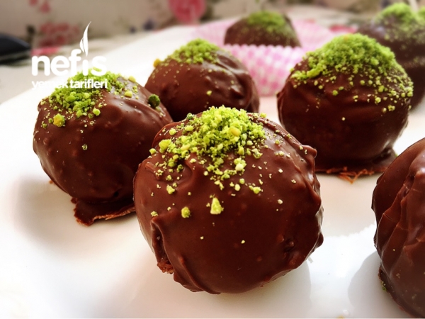 Çikolata Kaplı Sütlü Un Helvası(minik İkramlıklar)